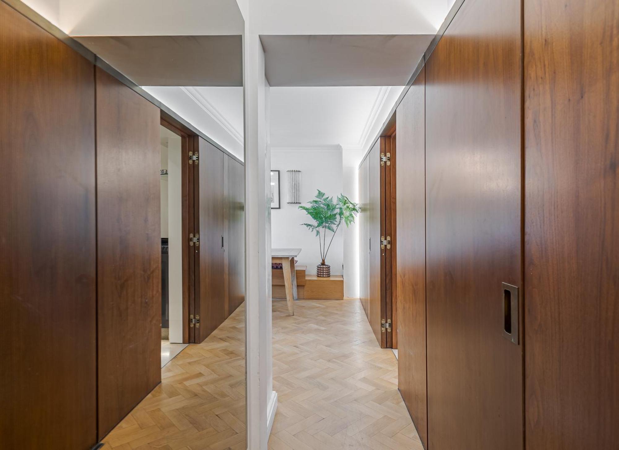 Modern Knightsbridge Apartment With Balcony Overlooking Harrods Prime Location ロンドン エクステリア 写真