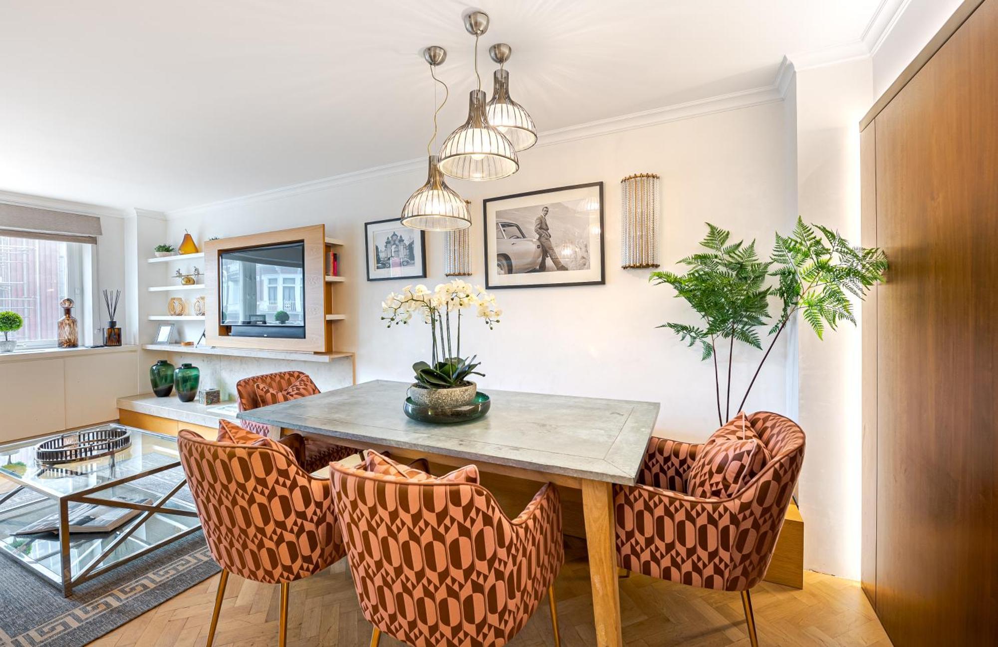 Modern Knightsbridge Apartment With Balcony Overlooking Harrods Prime Location ロンドン エクステリア 写真